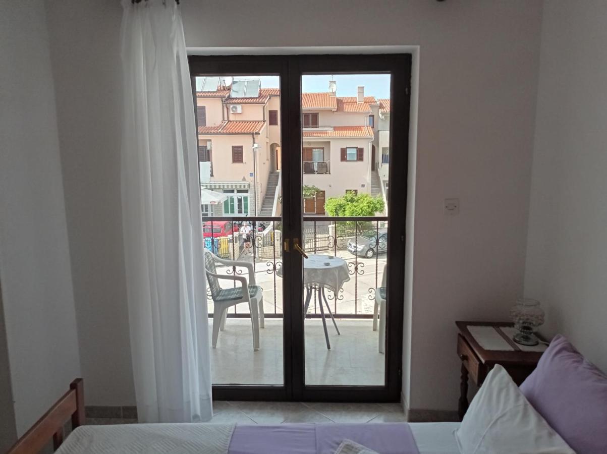 "Sunny" - Studio Apartment PUY Exterior foto