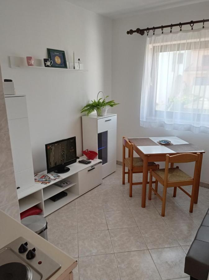 "Sunny" - Studio Apartment PUY Exterior foto