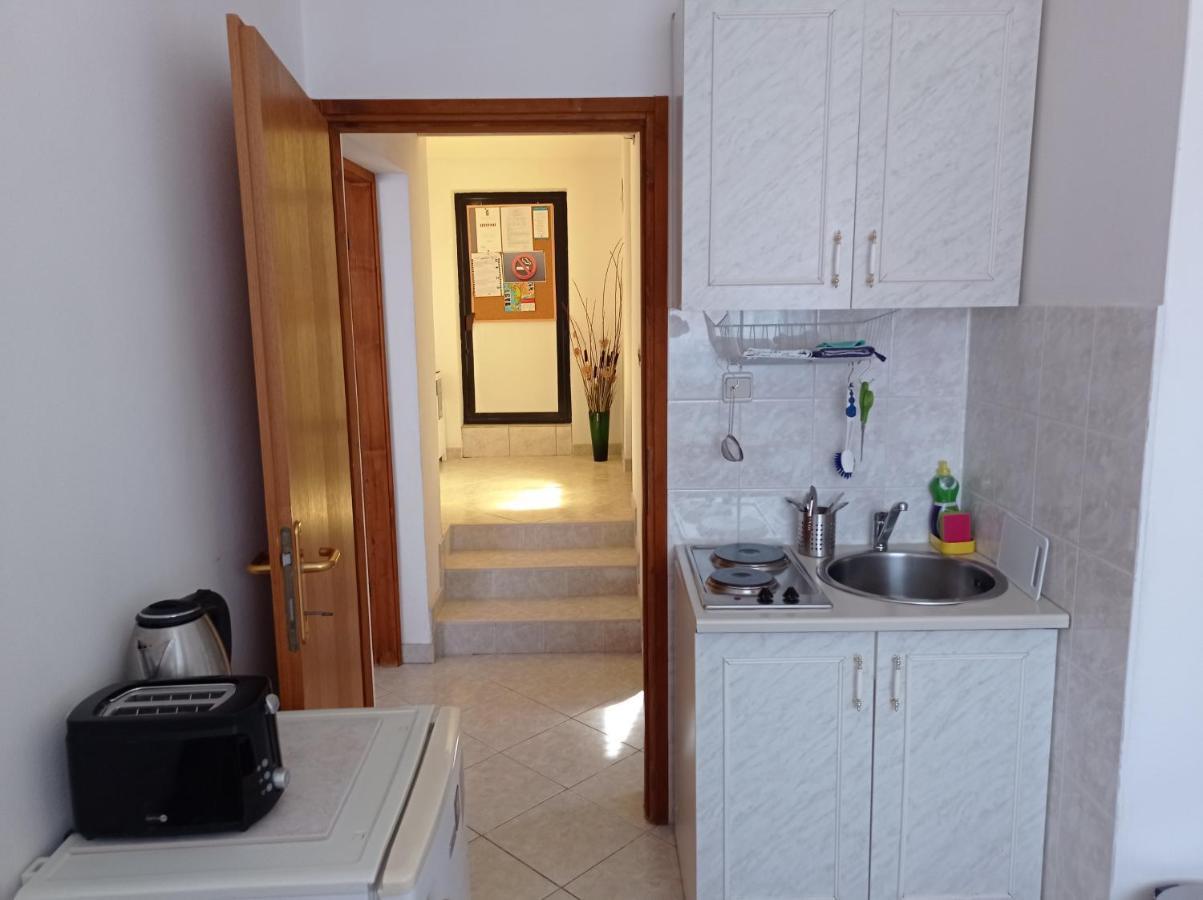 "Sunny" - Studio Apartment PUY Exterior foto